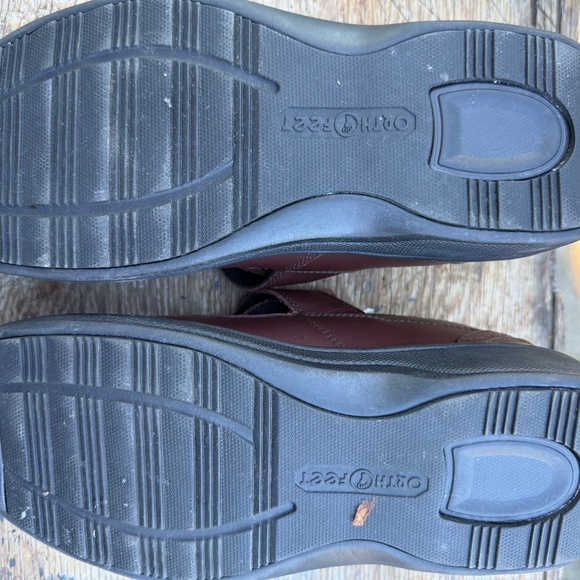 Ortho Feet Shoes - Picture 3 of 4